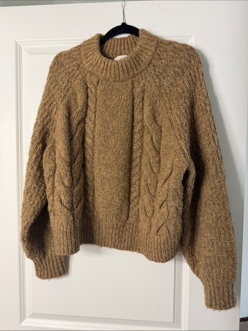 Cozy Cable Knit Women's Sweater in Camel - Universal Thread - Size M